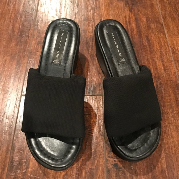 steve madden stretchy slides